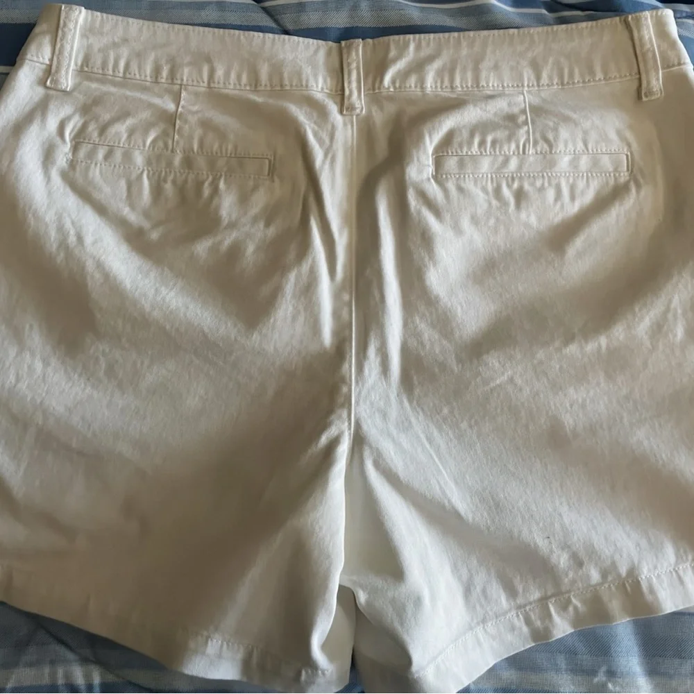 A.N.A Classic White Shorts